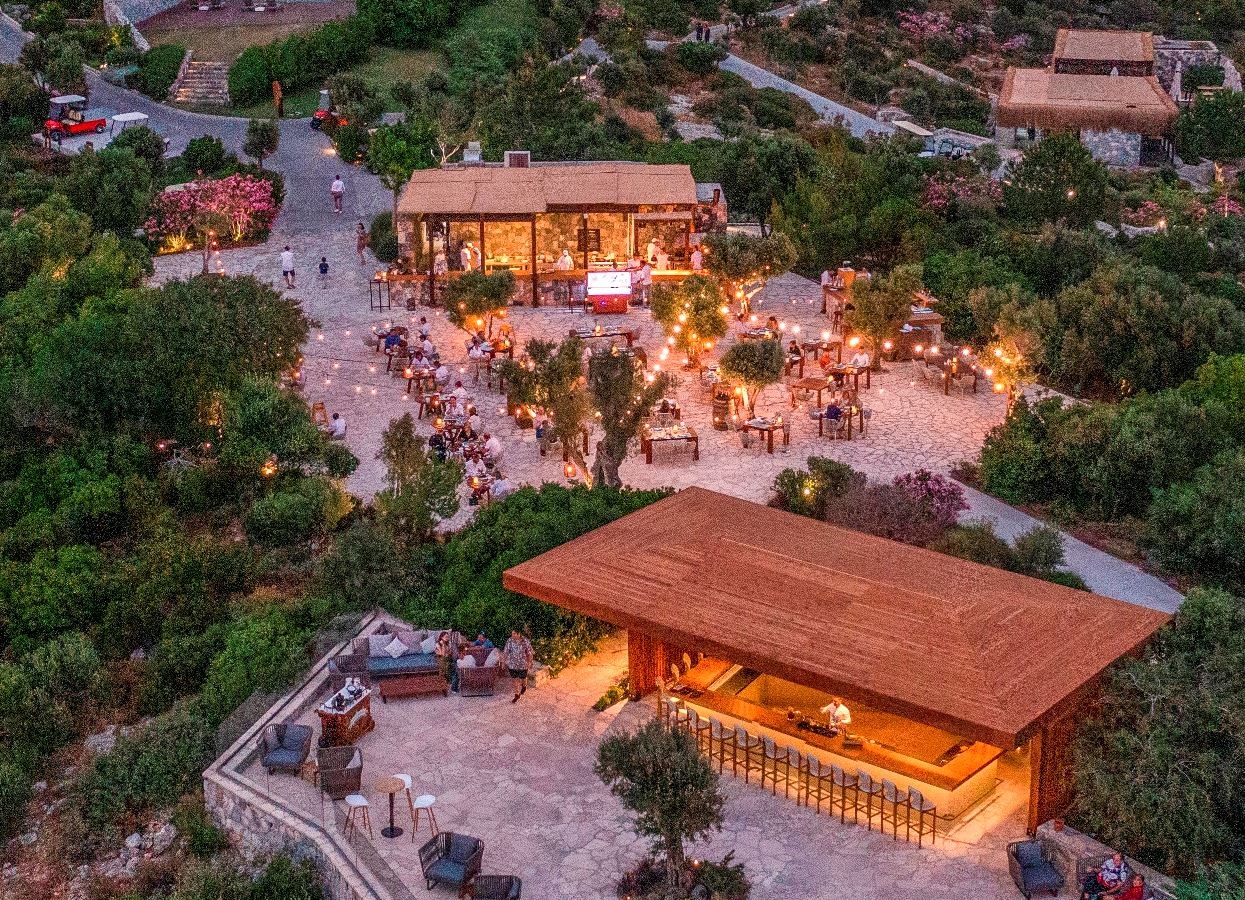 restaurants-meze-by-the-sea-restaurant