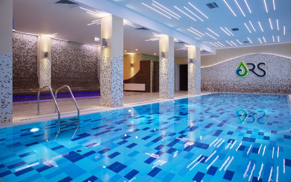 pools-indoor-pool