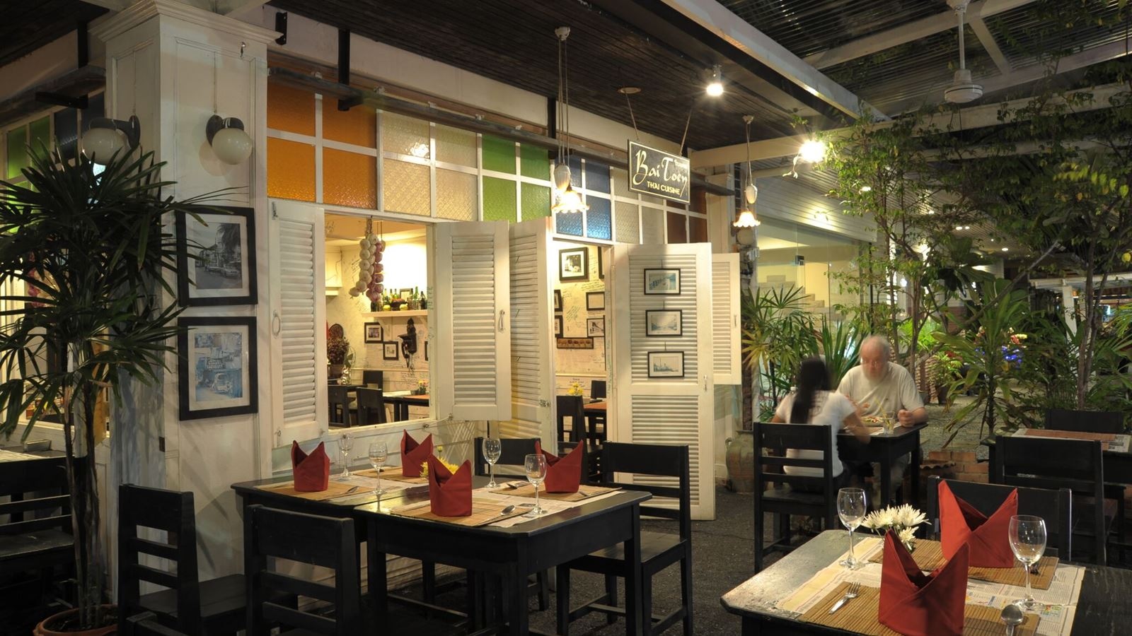 restaurants-bai-toey