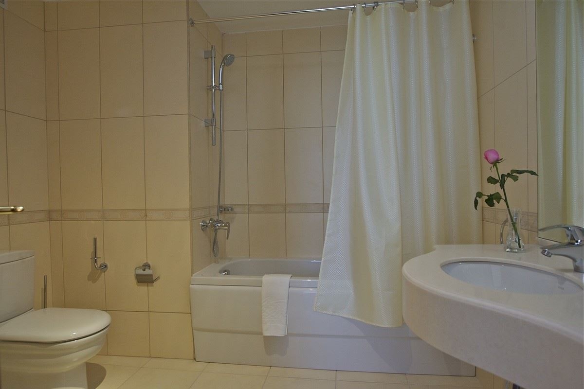 rooms-suite-family-balcony