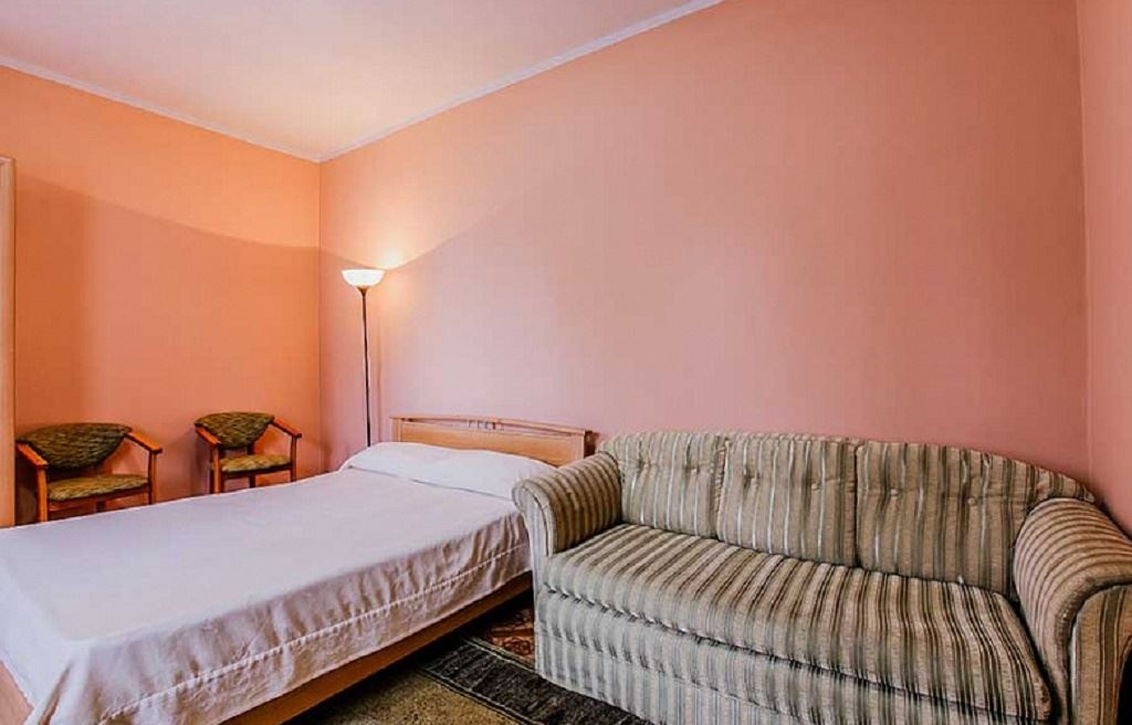 rooms-4bed-2room-iii-category