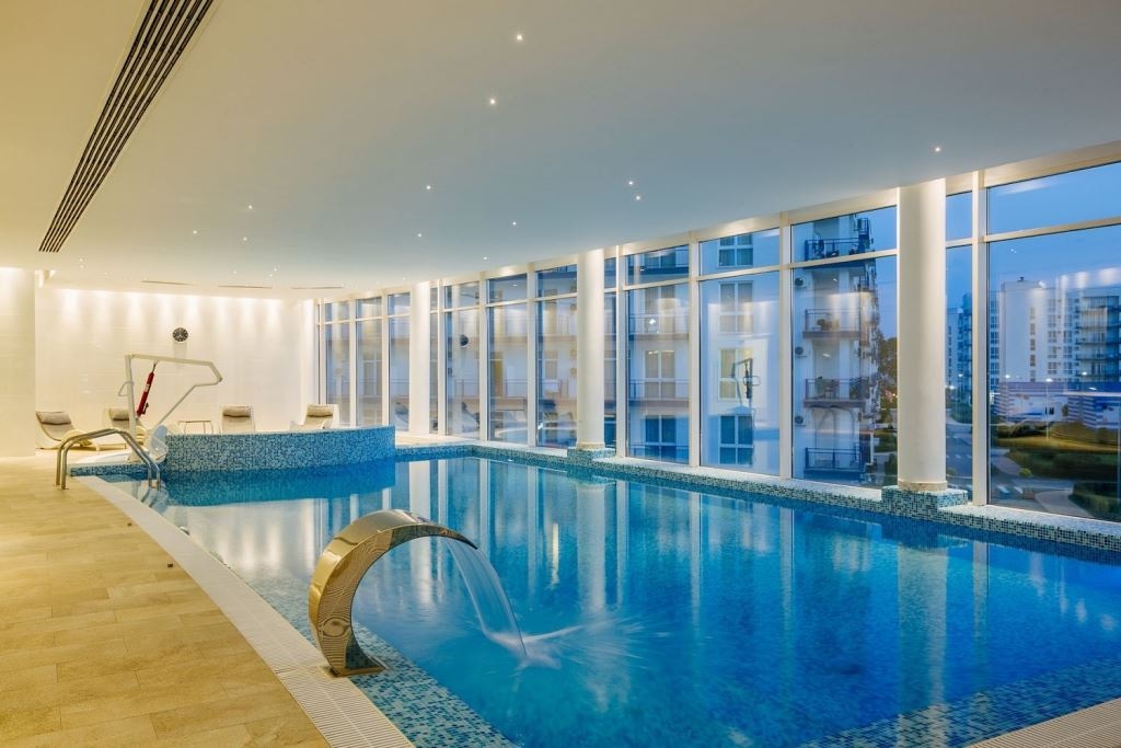 pools-indoor-pool