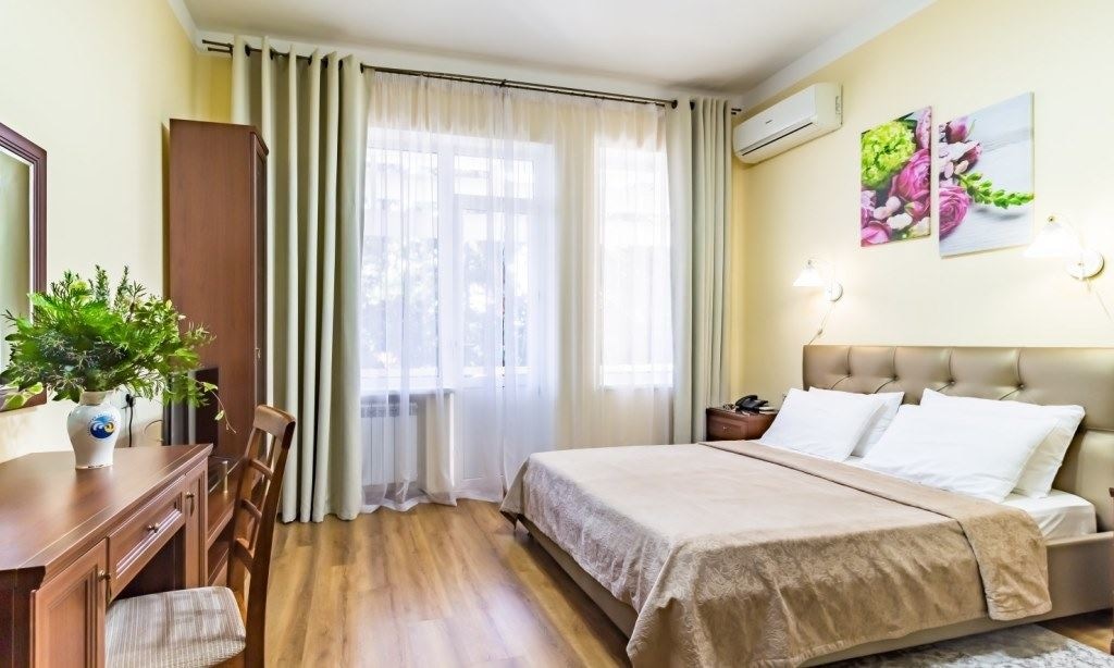 rooms-2bed-central-building-1