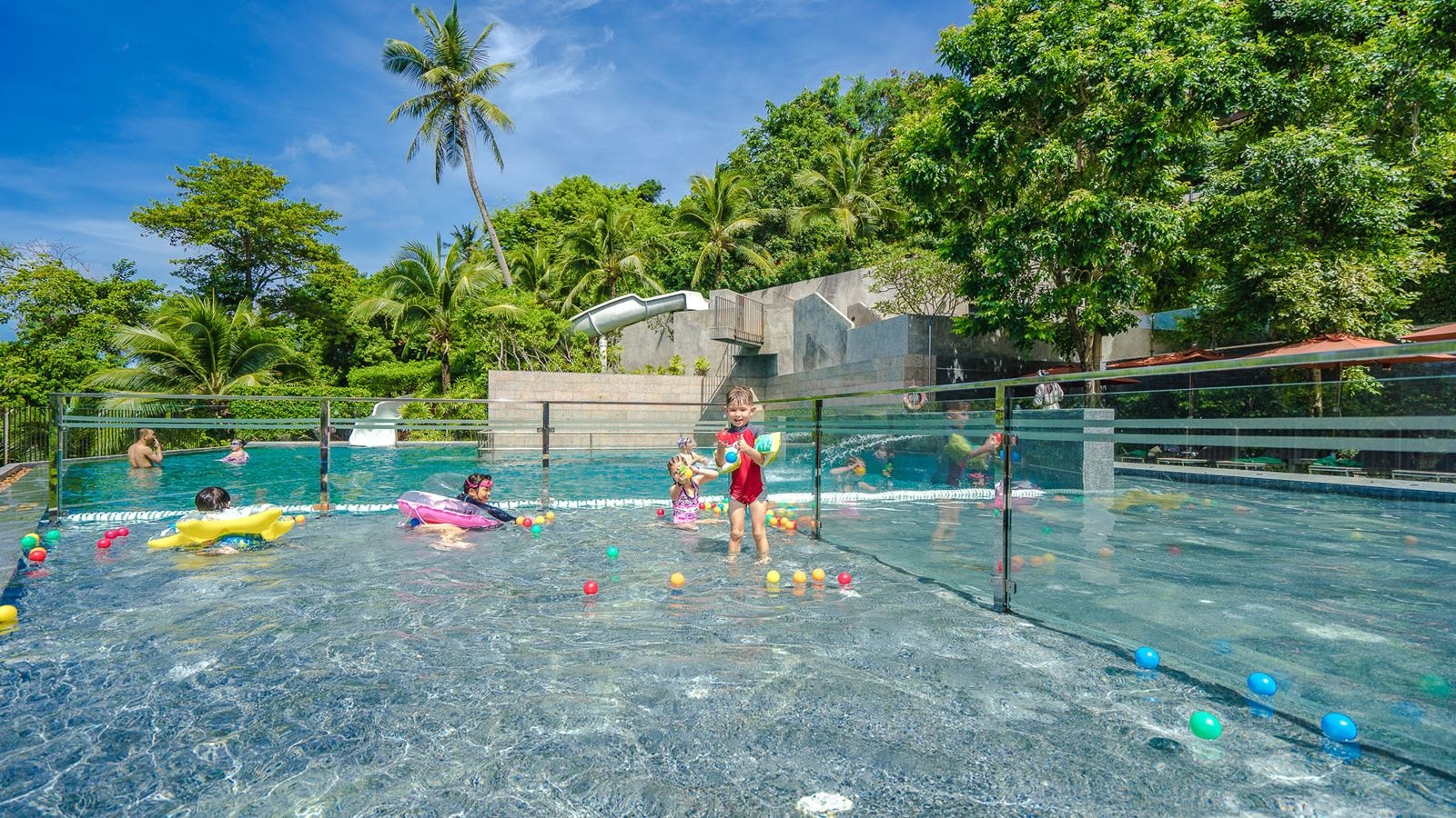 pools-outdoor-childrens-pool