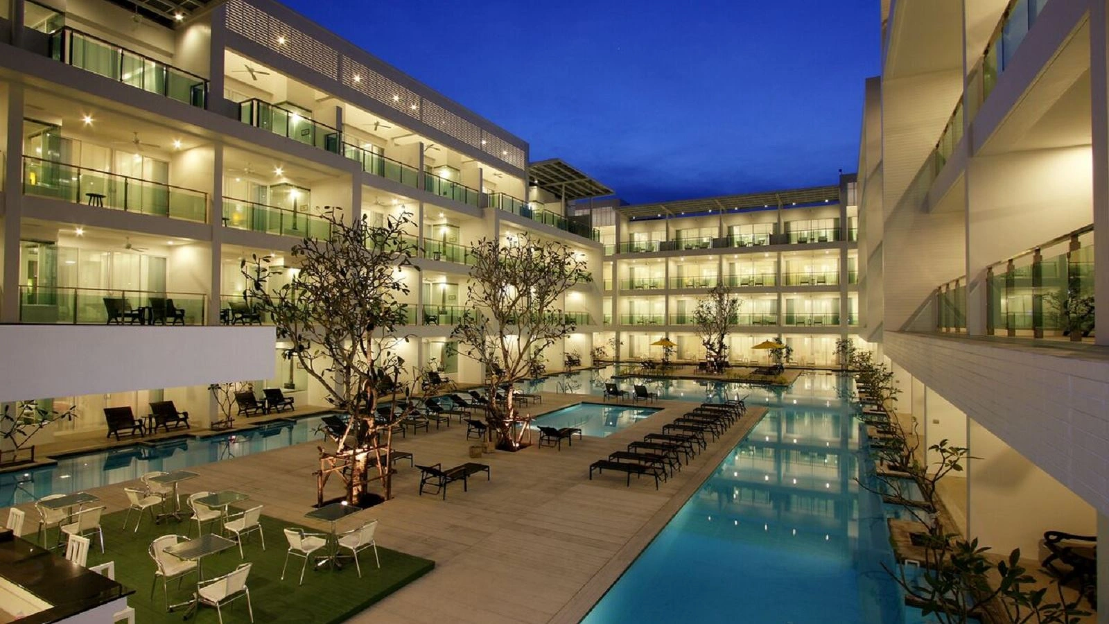 general-main-building