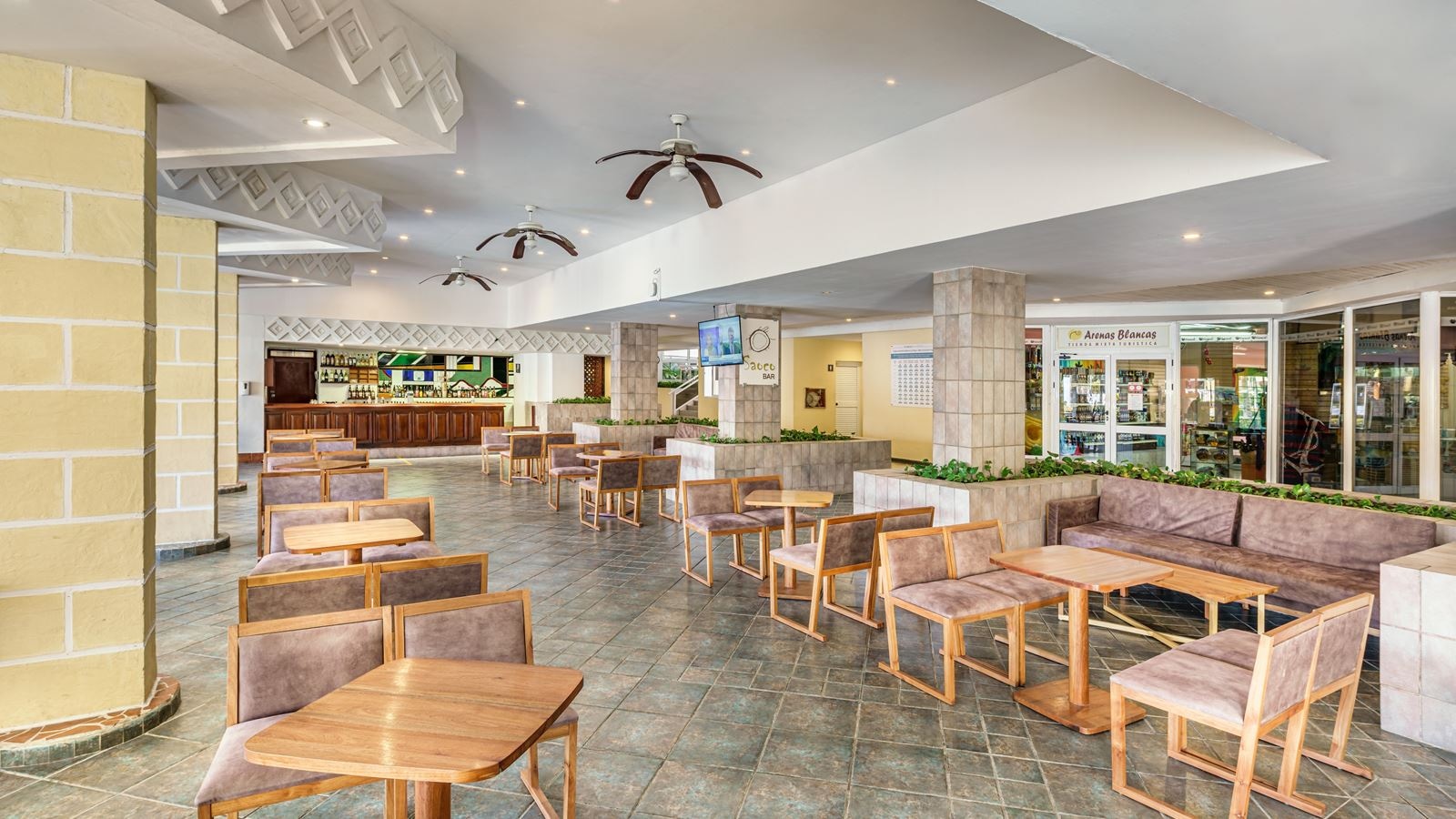 bars-lobby-bar-solymar